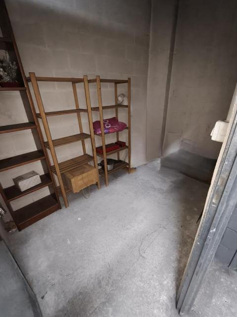 PISO DE 4 DORMITORIOS CON UNA PLAZA DE GARAJE.  OPCIONAL UNA SEGUNDA PLAZA